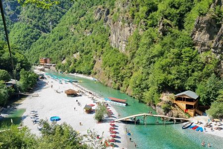 Tour: Komani Lake to Shala River